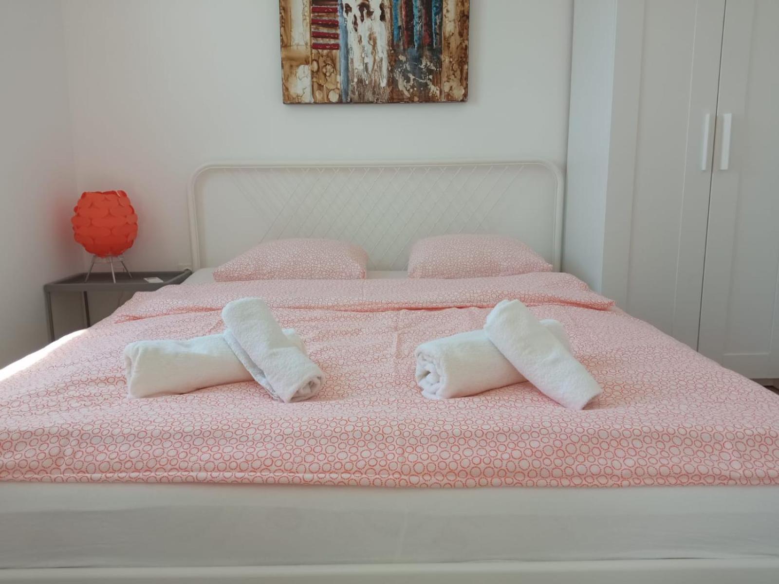 Beachfront Apartments Anita With Pool Karlobag Quarto foto